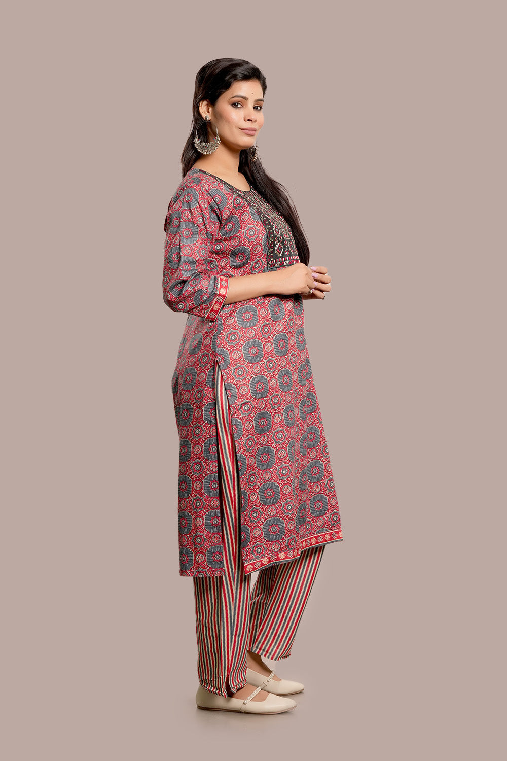 Floral Motifs & Banni Embroidered Work Salwar Kameez & Dupatta