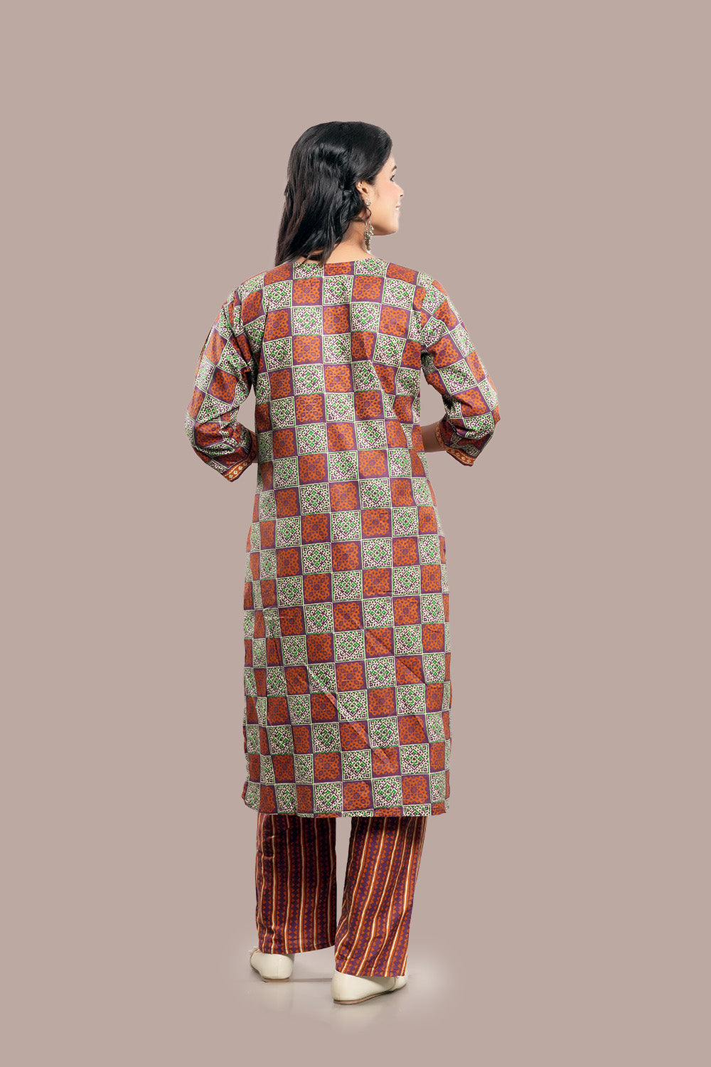 Floral Motifs Kashida Embroidered Work Salwar Kameez & Dupatta