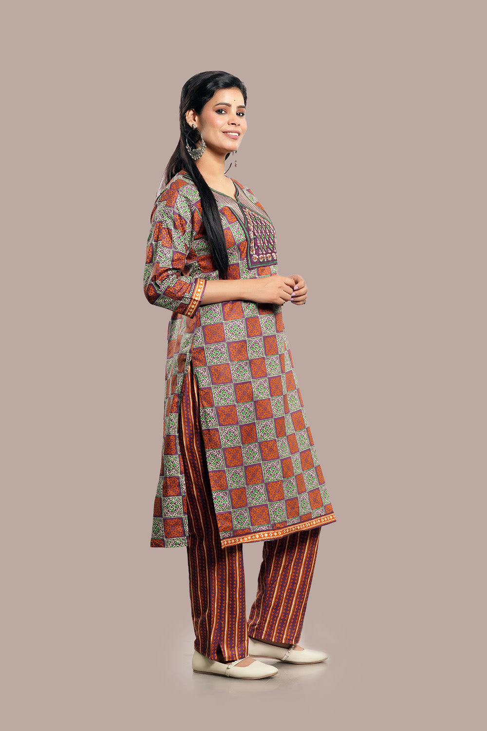 Floral Motifs Kashida Embroidered Work Salwar Kameez & Dupatta