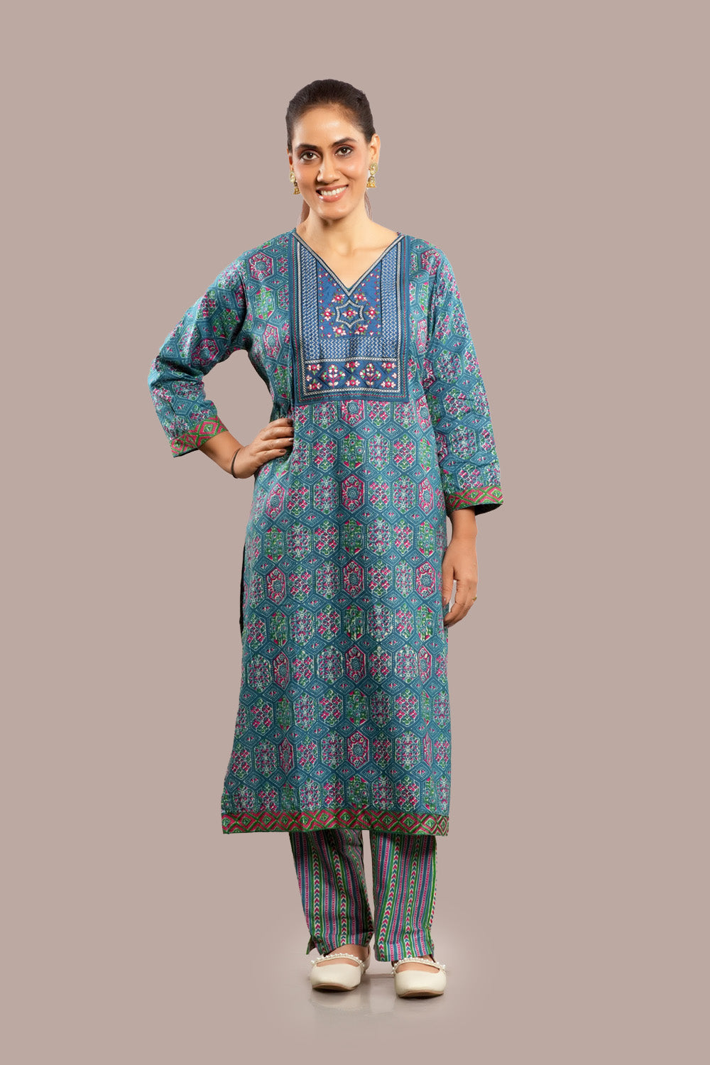 Indian Hand Embroidered Mirror Work Salwar Kameez & Dupatta