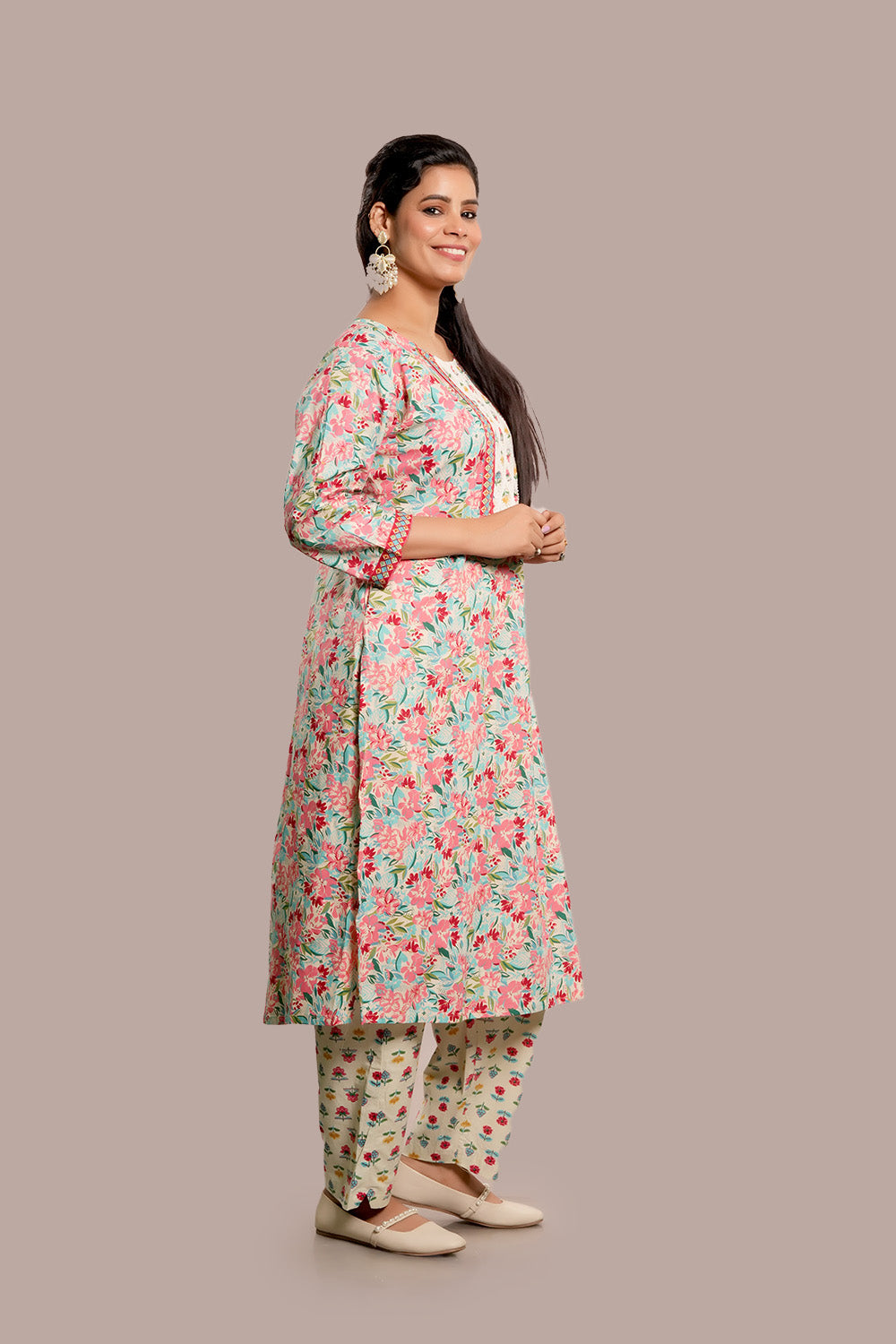 Lace Work Floral Block Printed Salwar Kameez & Dupatta