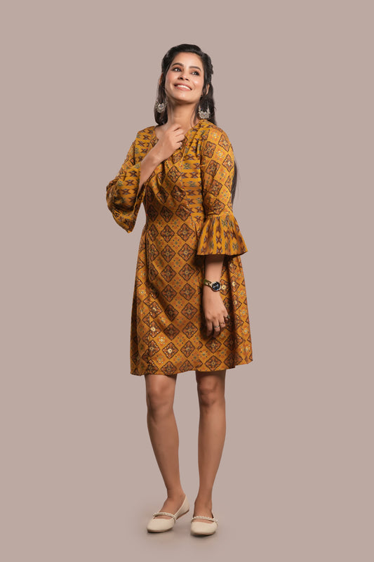 Geometri and Flora Motif Printed Kurti