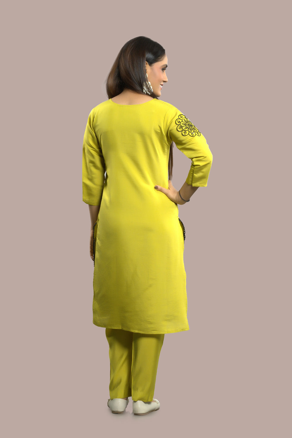 Cut Work Embroidered Kurti with Pant